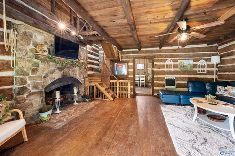 Living - 244 County Road 224, Dutton, AL 35744 photo 2 of 4