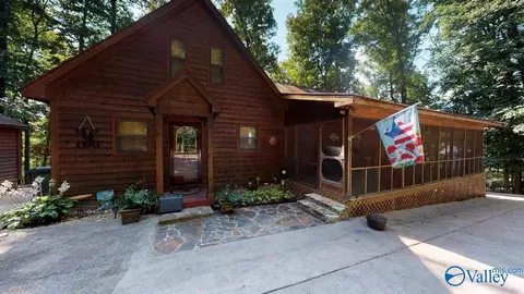 6429 Casteel Ln, Athens, AL 35611