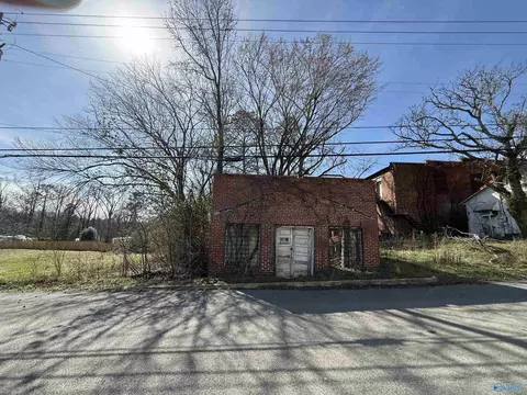 263 Main St, Ohatchee, AL 36271 photo 1