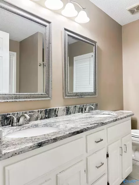 Bath - 108 Mountain Home Rd, Trinity, AL 35673 photo 3 of 7