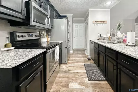 Kitchen - 108 Mountain Home Rd, Trinity, AL 35673 photo 8 of 10