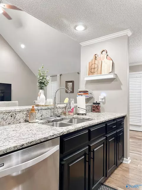 Kitchen - 108 Mountain Home Rd, Trinity, AL 35673 photo 3 of 10