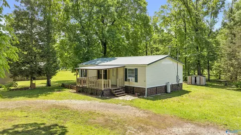 4030 Oak Dr, Cedar Bluff, AL 35959 photo 2