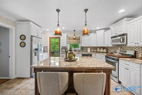 614 Davis Dr, Glencoe, AL 35905 photo 13