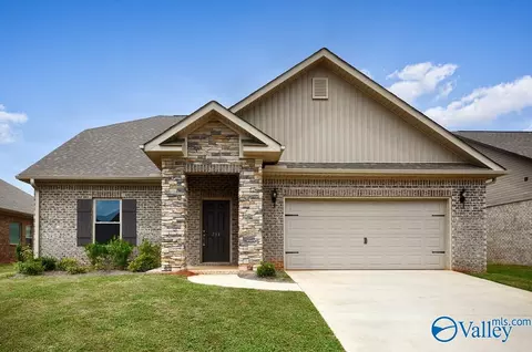 211 Portrait St, Meridianville, AL 35759