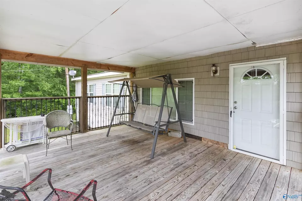 Exterior - 702 Lyons Rd, New Hope, AL 35760 photo 5 of 5