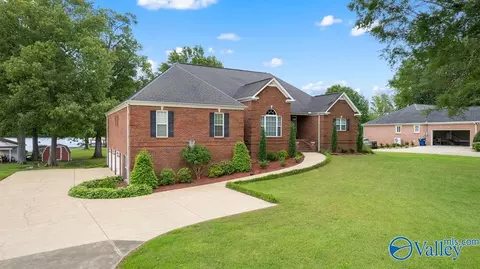 219 Sharp Dr, Gadsden, AL 35903 photo 1