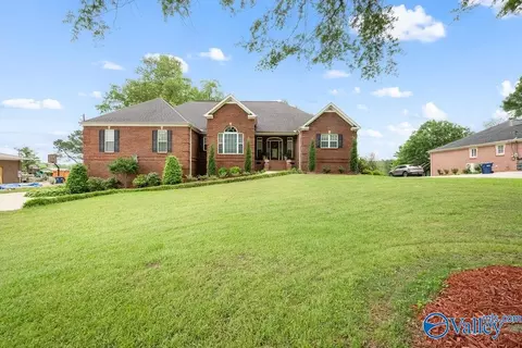 219 Sharp Dr, Gadsden, AL 35903 photo 3