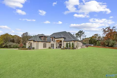 3325 Danville Rd, Decatur, AL 35603