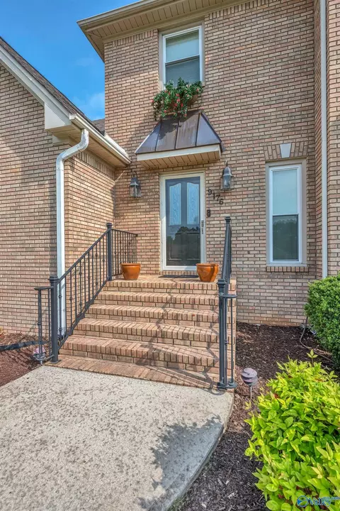 Exterior - 9176 Turtle Point Dr, Killen, AL 35645 photo 5 of 11