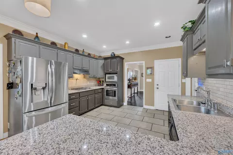 Kitchen - 9176 Turtle Point Dr, Killen, AL 35645 photo 2 of 2