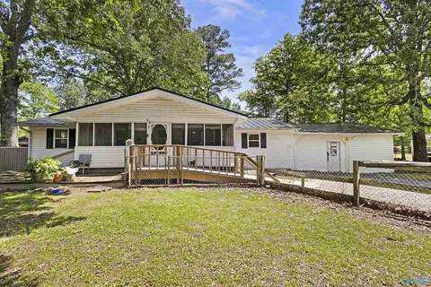 80 Shirley Hl, Somerville, AL 35670