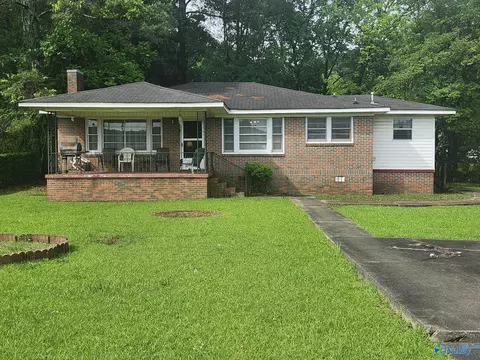 2505 E Broad St, Gadsden, AL 35905