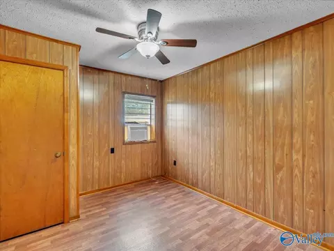 Bedroom - 17441 E Limestone Rd, Athens, AL 35613 photo 6 of 6