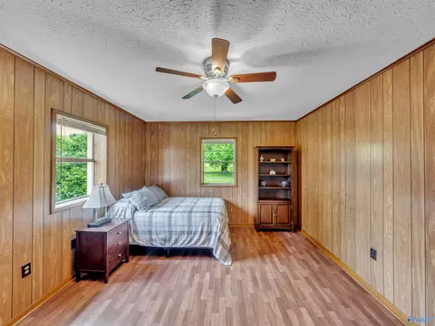 Bedroom - 17441 E Limestone Rd, Athens, AL 35613 photo 1 of 6