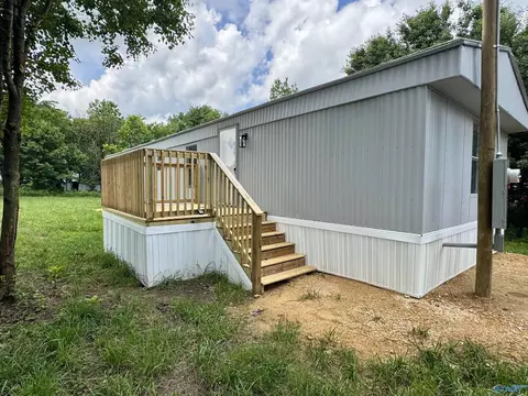 183 Rice Rd, Grant, AL 35747 photo 2