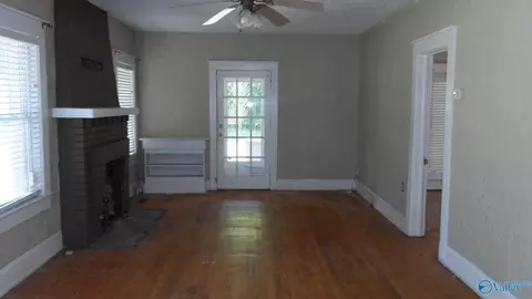 Living - 708 E 9th St, Anniston, AL 36207 photo 1 of 5