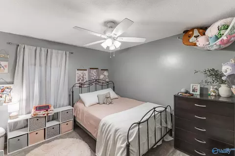 Bedroom - 43 Terry Ln, Trinity, AL 35673 photo 2 of 4
