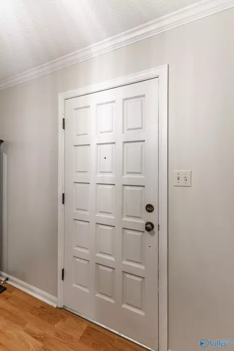 Entry Way - 43 Terry Ln, Trinity, AL 35673 photo 1 of 1
