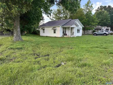 723 Guntersville Rd, Arab, AL 35016 photo 5