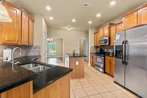 102 Maplebrook Dr, Madison, AL 35756 photo 17