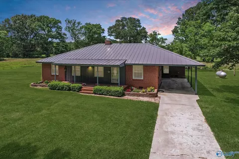 3824 S Chapel Hill Rd, Decatur, AL 35603