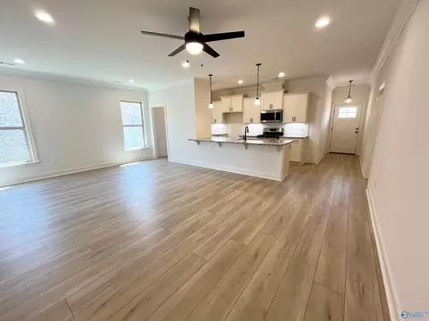 17656 Cabernet St, Athens, AL 35613 photo 5