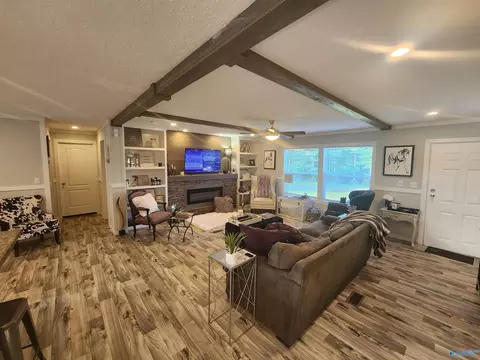 537 Highland St, Hamilton, AL 35570 photo 3