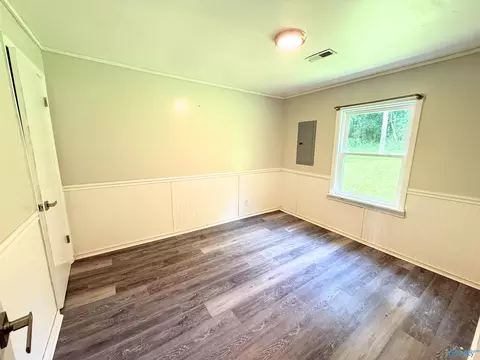 Bedroom - 6435 County Road 31, Killen, AL 35645 photo 4 of 6
