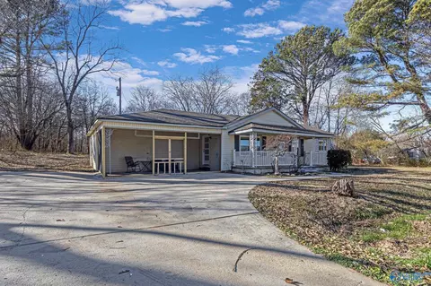 Exterior - 6435 County Road 31, Killen, AL 35645 photo 3 of 5