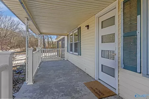 Exterior - 6435 County Road 31, Killen, AL 35645 photo 4 of 5