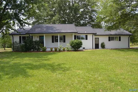 3720 Tidmore Bend Rd, Gadsden, AL 35901