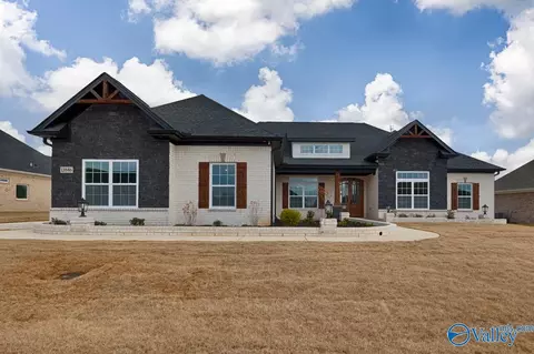 13872 Goff Dr, Athens, AL 35611