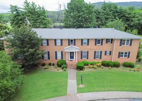 8206 SE Willowbrook Cir #B, Huntsville, AL 35802