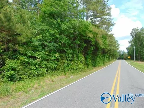 2412 Cherry Tree Rd, Gurley, AL 35748 photo 2