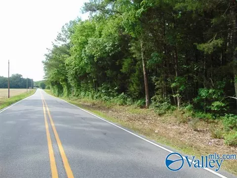 2412 Cherry Tree Rd, Gurley, AL 35748 photo 6