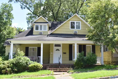 806 Randall St, Gadsden, AL 35901
