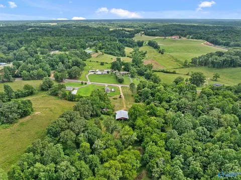33091 County Road 8, Killen, AL 35645 photo 22