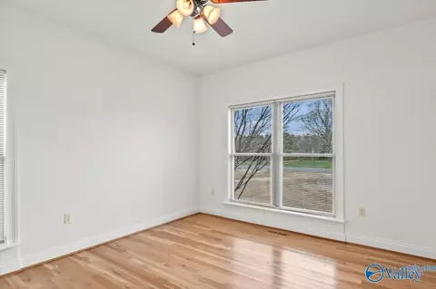 Bedroom - 495 5th St, Grant, AL 35747 photo 4 of 9