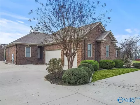 Exterior - 495 5th St, Grant, AL 35747 photo 3 of 5