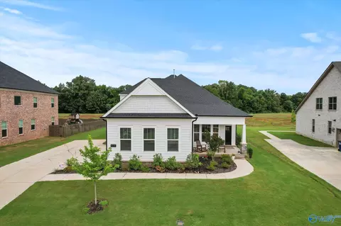 8135 Tupelo Gum Trce, Huntsville, AL 35802