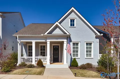 222 Saint Louis St, Madison, AL 35758