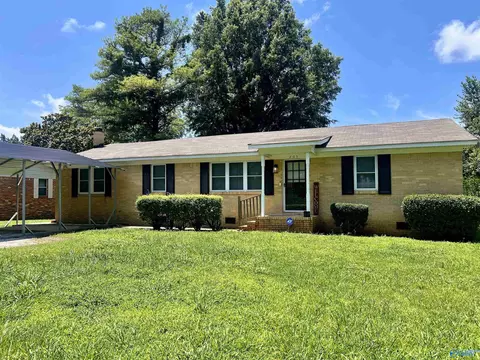 205 Kirby Rd, Hillsboro, AL 35643