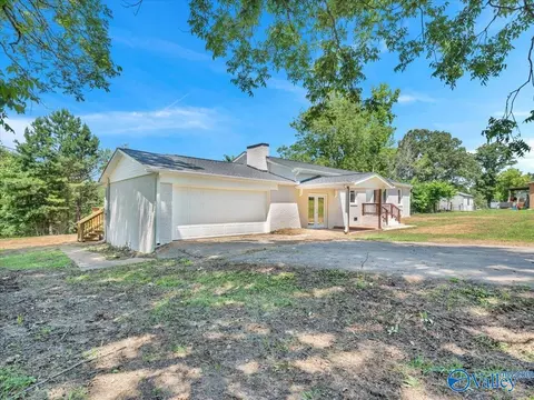 1679 County Road 358, Trinity, AL 35673 photo 3