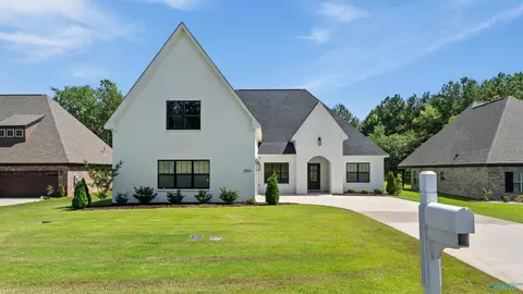 3056 Cherokee Ridge Dr, Union Grove, AL 35175