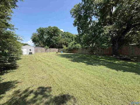 3911 Newson Rd, Huntsville, AL 35805