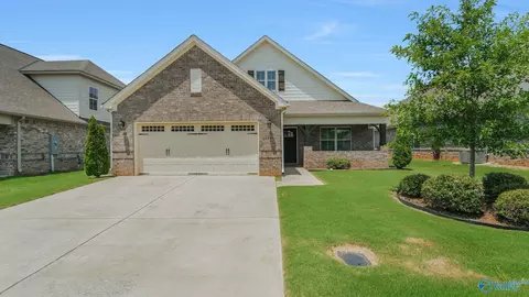 15521 Ironcrest Dr, Harvest, AL 35749