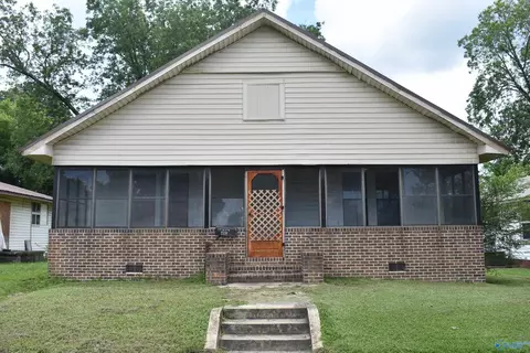 2821 Sansom Ave, Gadsden, AL 35904