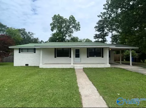 703 E Main St, Hartselle, AL 35640