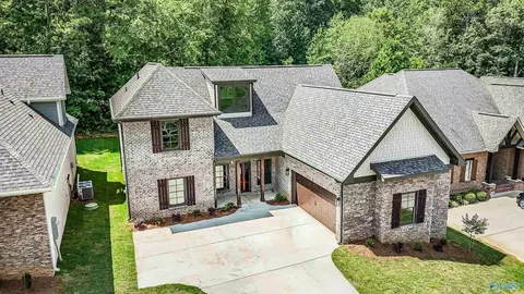 89 Turning Leaf Dr, Union Grove, AL 35175